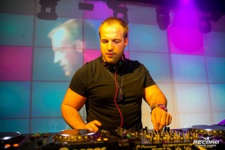 Постер Erick Strong, Kyau Albert, Cosmic Gate Emma Hewitt, Dj Feel, Allure, Tenishia - Live @ TranceMission Festival - St.Petersburg, Russia A2 Erick Strong, Kyau Albert, Cosmic Gate Emma Hewitt, Dj Feel, Allure, Tenishia - Live @ TranceMission Festival - St.Petersburg, Russia A2