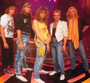 Постер Def Leppard - Дискография Def Leppard - Дискография